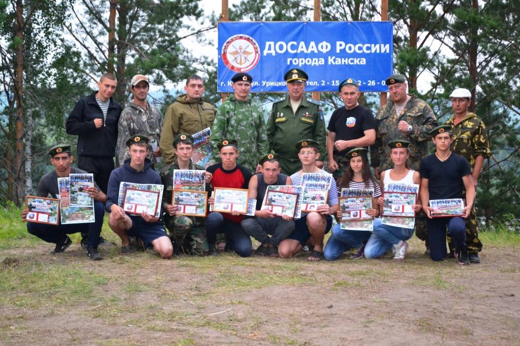 Лагерь барс. Детский военно-спортивный лагерь. Спортивный лагерь Барс. Барс Миасса лагерь.